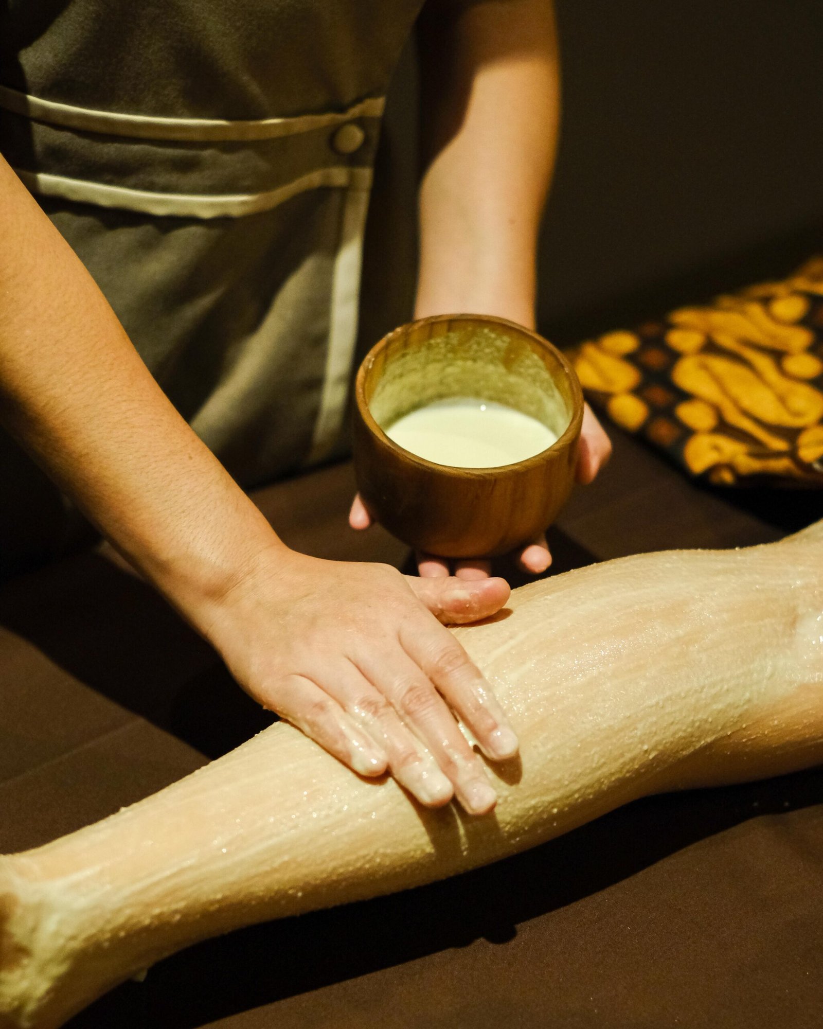 Baluran Susu Amartha Spa in Batam offers traditional Javanese massage techniques for ultimate relaxation. Explore our Spa Treatments, Traditional Massages, and Javanese Massage today!